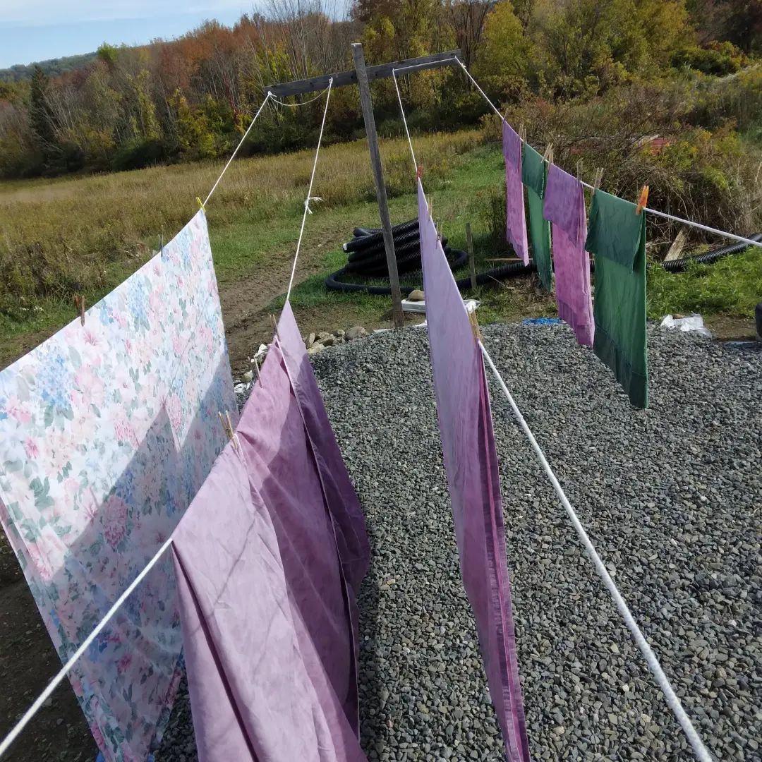 How to Hand Wash Laundry